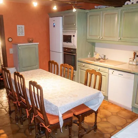 Hébergement de vacances Charming House In With Private Pool